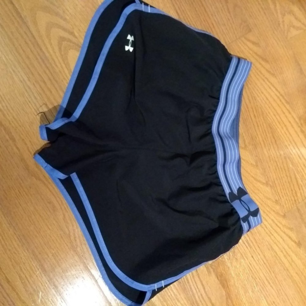 Ladies Under Armour Heat Gear Running Shorts-S